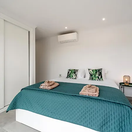 Adao Lobo Ferienhaus *