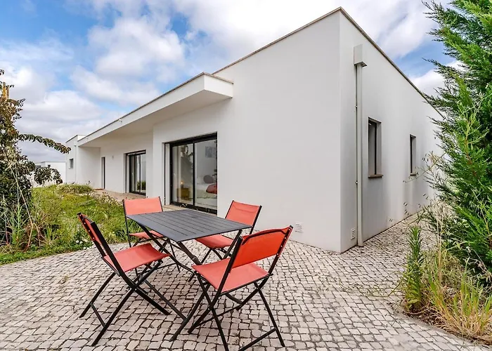 בית נופש Adao Lobo *