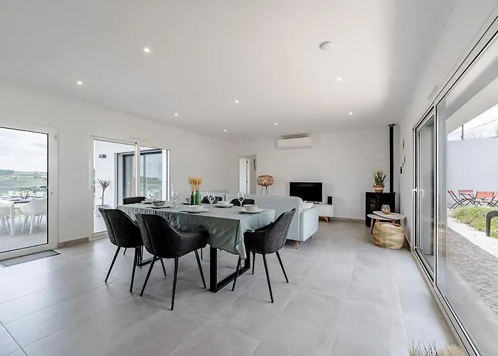 בית נופש Adao Lobo Cadaval