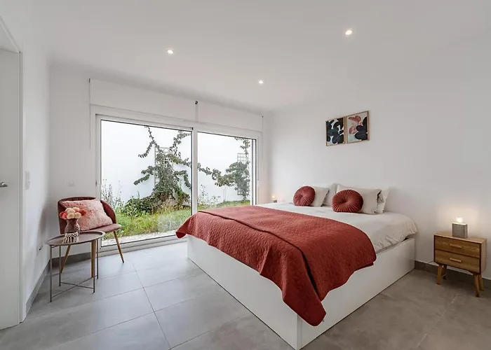 בית נופש Adao Lobo *